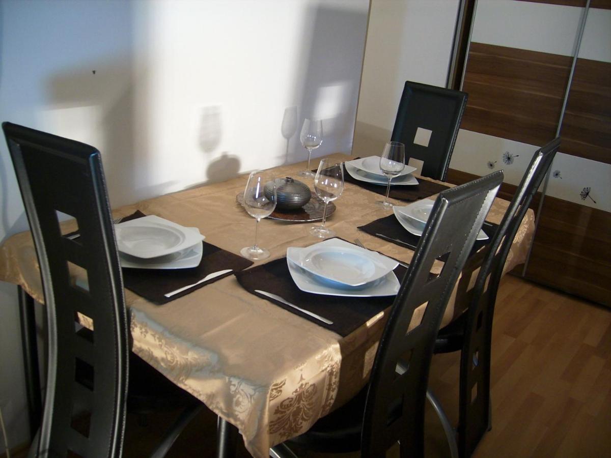 2 Studio Budapest Esterno foto