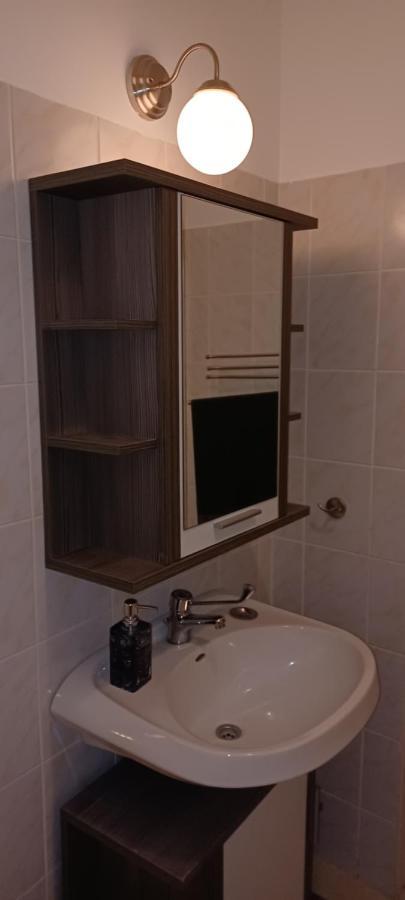 2 Studio Budapest Esterno foto